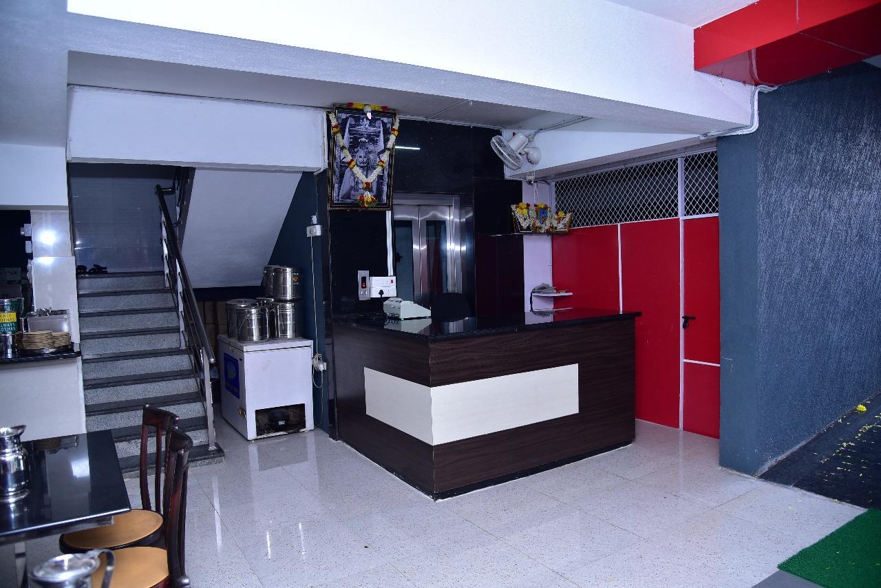 Iroomz Dwaraka Residency Bellary Eksteriør billede