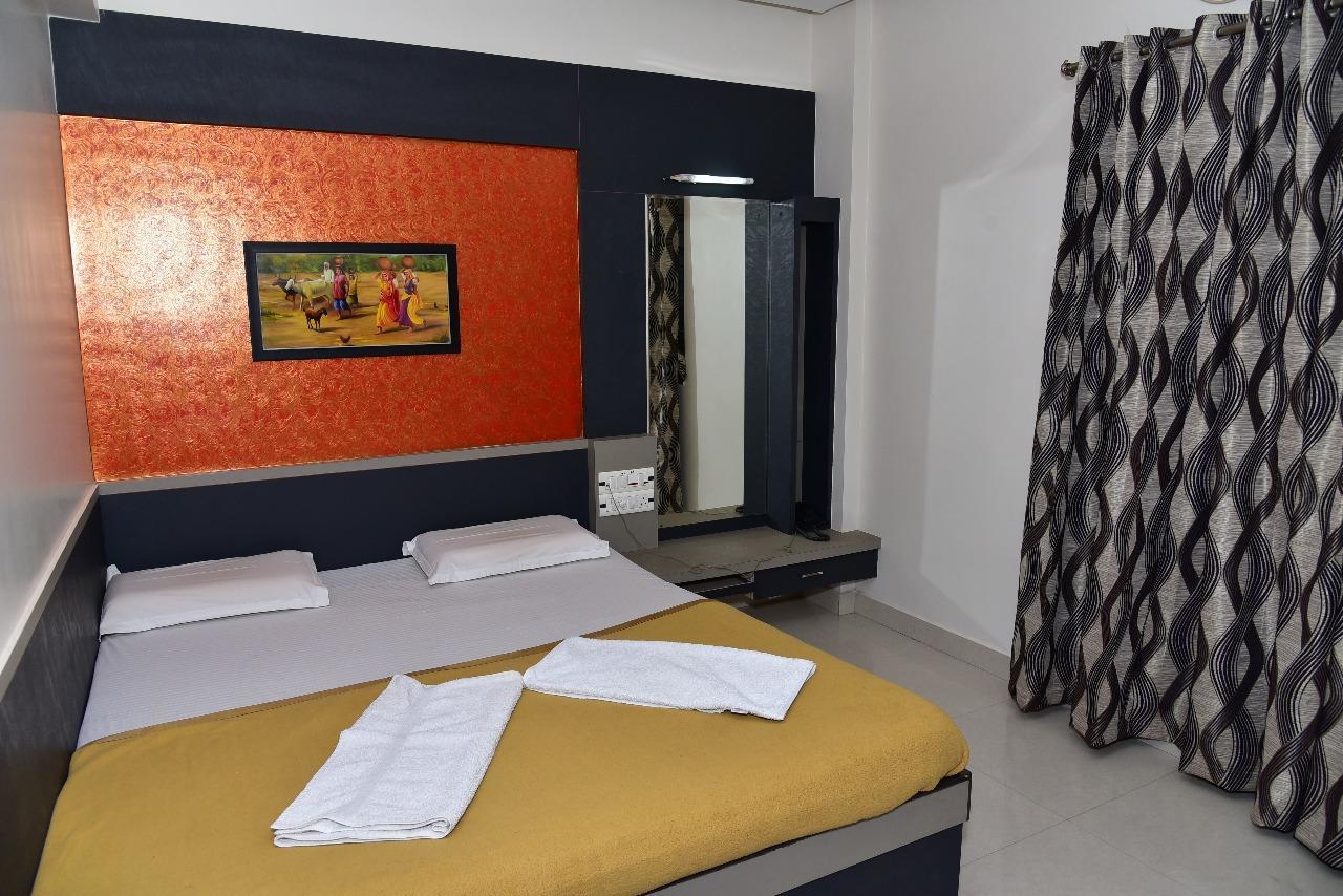 Iroomz Dwaraka Residency Bellary Eksteriør billede