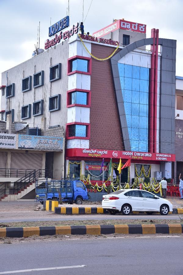 Iroomz Dwaraka Residency Bellary Eksteriør billede