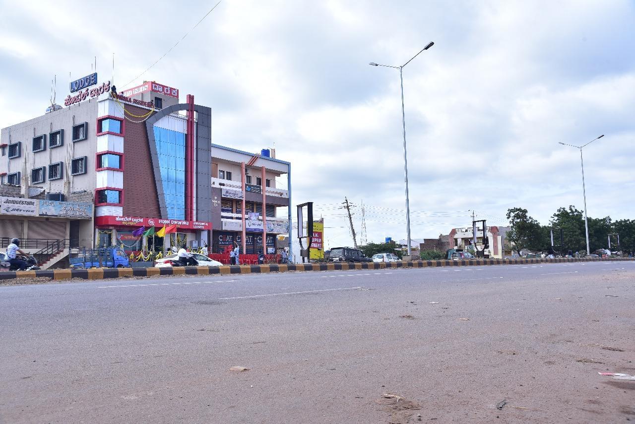 Iroomz Dwaraka Residency Bellary Eksteriør billede